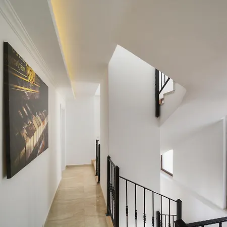 Asfiya Villa